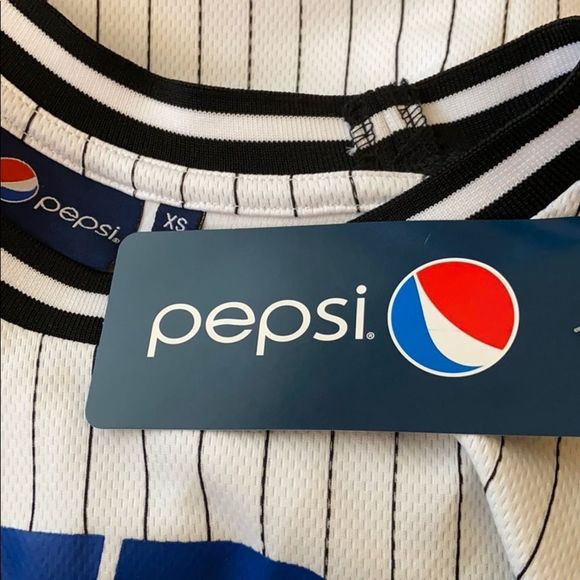 2/$20 • NWT Pepsi Logo Crop Top - Picture 7 of 8